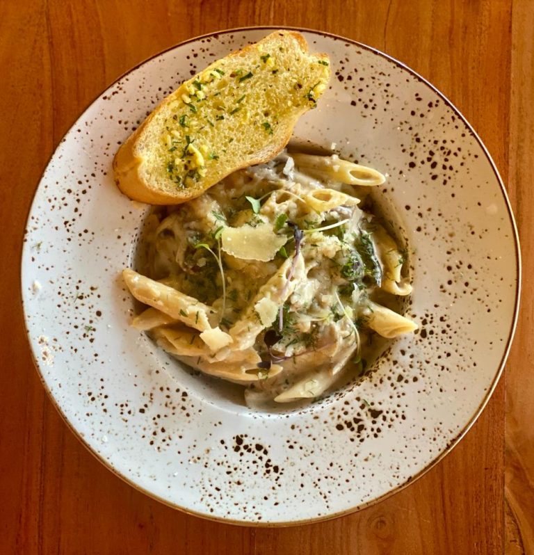 Penne Alfredo